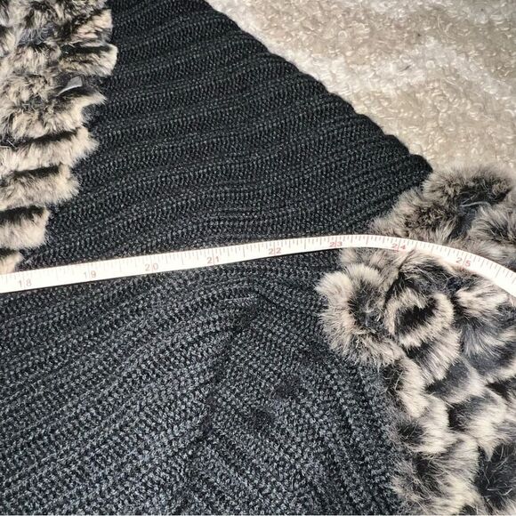 Bugatteli size L Chic Faux Fur vest - Black and tan - Picture 5 of 6